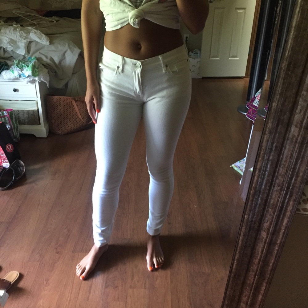 Express white im is rise skinny jeans size 6 r